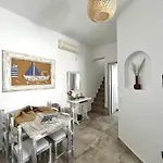 Alonistra Oia * Foinikiá