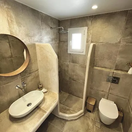 Alonistra Oia * Foinikia (Santorini)