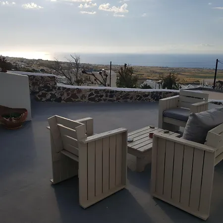 Alonistra Oia Apartment