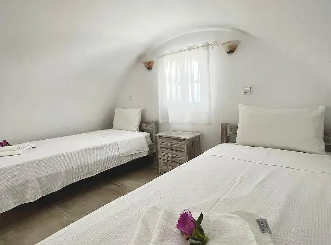 Alonistra Oia Apartment