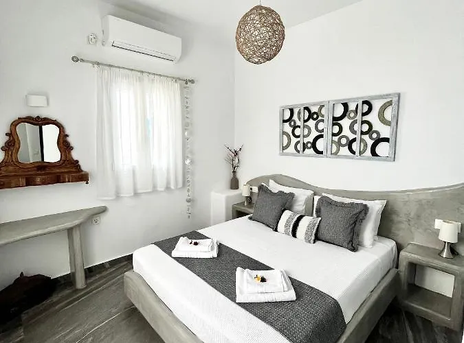 Alonistra Oia Foinikiá