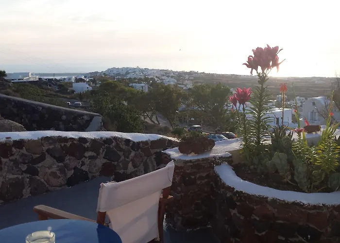 Alonistra Oia * Foinikiá