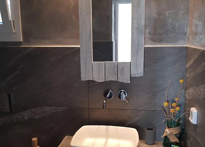 Alonistra Oia Apartment *