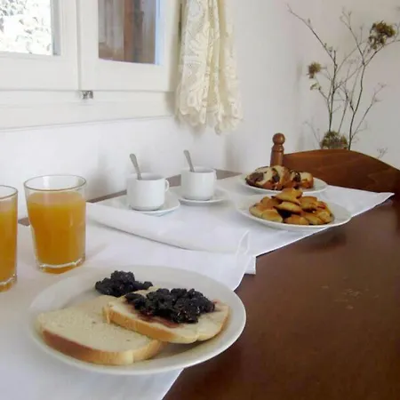 Alonistra Oia Foinikiá